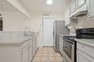 5716 Pearce St, The Colony, TX 75056 - Photo 7