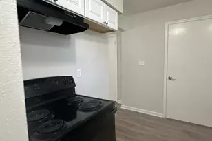 1601 Meridian Way, Garland, TX 75040 - Photo 7