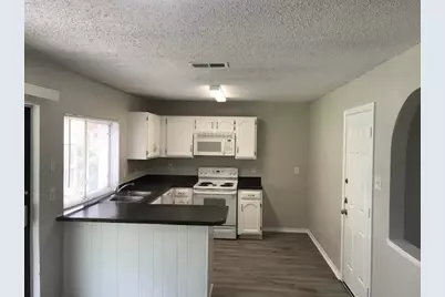 1601 Meridian Way, Garland, TX 75040 - Photo 5