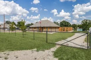 139 Brown Ln, Poolville, TX 76487 - Photo 3