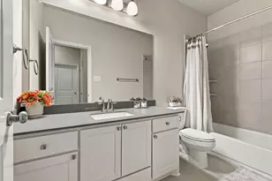 288 Brazos St, Burleson, TX 76028 - Photo 5