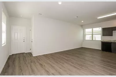 5504 Calm Waters, Fort Worth, TX 76119 - Photo 7