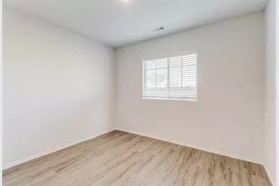 5528 Calm Waters Court, Fort Worth, TX 76119 - Photo 11