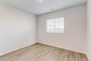 5528 Calm Waters Ct, Fort Worth, TX 76119 - Photo 11