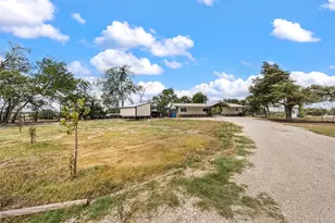 6520 Golinda Dr, Lorena, TX 76655 - Photo 19
