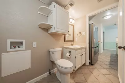 714 E Wall Street #105, Grapevine, TX 76051 - Photo 21