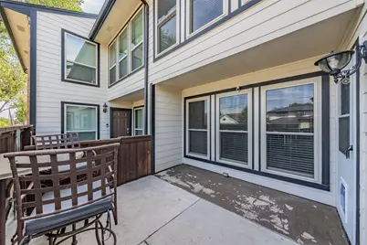 714 E Wall Street #105, Grapevine, TX 76051 - Photo 37