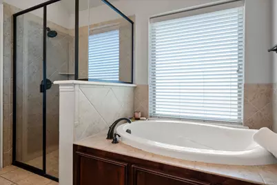 217 Cambridge Street, Waxahachie, TX 75165 - Photo 17