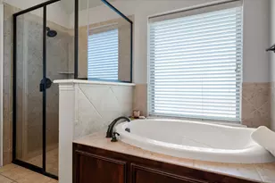 217 Cambridge St, Waxahachie, TX 75165 - Photo 17
