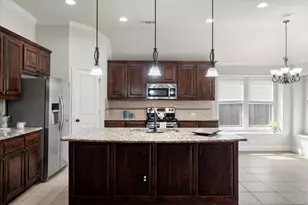 217 Cambridge St, Waxahachie, TX 75165 - Photo 9