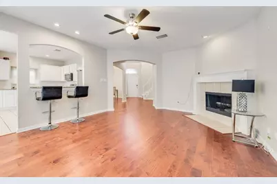 2300 Springmere Drive, Arlington, TX 76012 - Photo 7