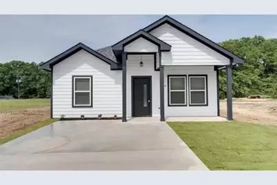 116 Bowie Street, Mabank, TX 75156 - Photo 1