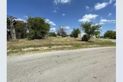 801 Thornton Carter Street, Mexia, TX 76667 - Photo 3