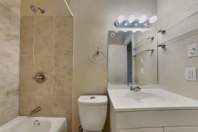805 Aransas Drive, Euless, TX 76039 - Photo 13