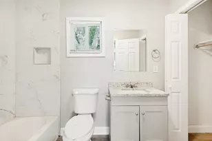 422 Stone St, Mineola, TX 75773 - Photo 17