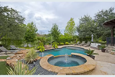 2613 Round Table Boulevard, Lewisville, TX 75056 - Photo 33