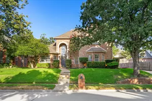 8212 Hallmark Dr, North Richland Hills, TX 76182 - Photo 1