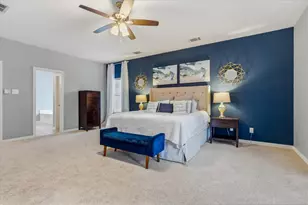 8212 Hallmark Dr, North Richland Hills, TX 76182 - Photo 17