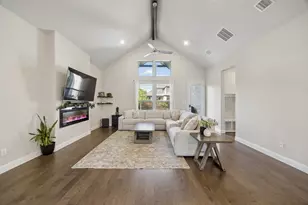 2270 English Ivy Rd, Frisco, TX 75033 - Photo 7