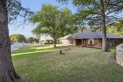 257 Willow Ridge Road, Fort Worth, TX 76103 - Photo 25