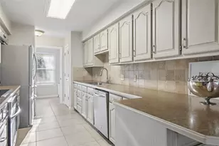 257 Willow Ridge Rd, Fort Worth, TX 76103 - Photo 11