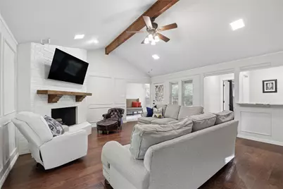 257 Willow Ridge Road, Fort Worth, TX 76103 - Photo 5