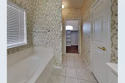 1829 Carver Drive, Carrollton, TX 75010 - Photo 11