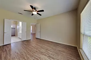1829 Carver Dr, Carrollton, TX 75010 - Photo 9