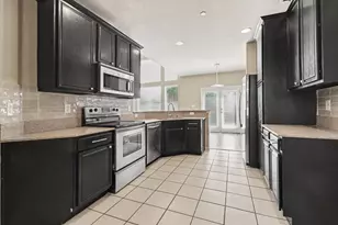 932 Avondale Ln, Plano, TX 75025 - Photo 9