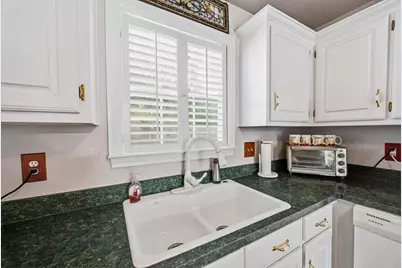 510 E Avenue F, Midlothian, TX 76065 - Photo 11