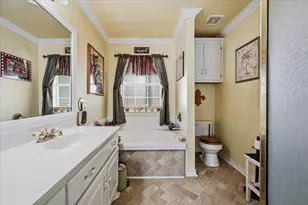 510 E Avenue F, Midlothian, TX 76065 - Photo 21