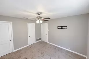 2001 S 9th St, Temple, TX 76504 - Photo 13
