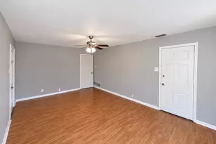 2001 S 9th St, Temple, TX 76504 - Photo 3