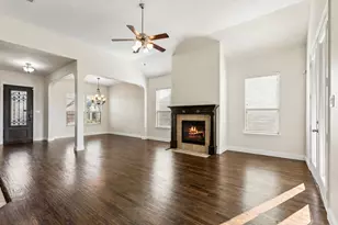 4813 Parkplace Dr, Denton, TX 76226 - Photo 7