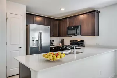 7516 Larson Lane, McKinney, TX 75071 - Photo 5