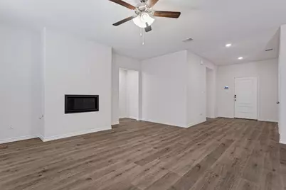 7322 Farmhouse Drive, Garland, TX 75043 - Photo 5