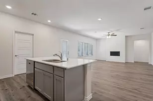 7322 Farmhouse Dr, Garland, TX 75043 - Photo 9