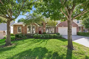 936 Water Oak Dr, Grapevine, TX 76051 - Photo 1