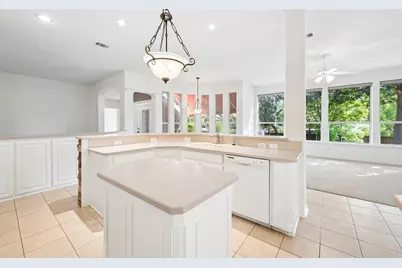 936 Water Oak Drive, Grapevine, TX 76051 - Photo 11
