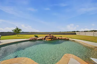 568 Crow Road, Whitesboro, TX 76273 - Photo 35
