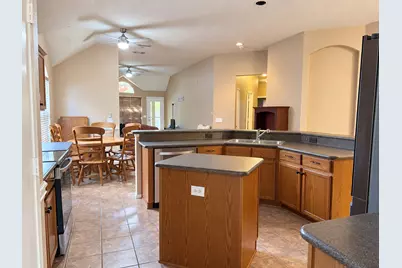 606 Lake Bridge Drive, Lake Dallas, TX 75065 - Photo 5