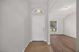 332 Hacienda Dr, Waxahachie, TX 75165 - Photo 5