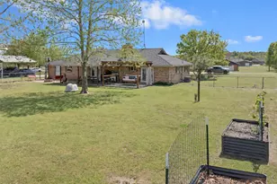 106 Vineyard St, Weatherford, TX 76087 - Photo 7