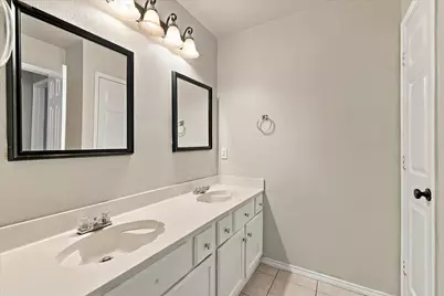 1653 Glenmore Drive, Lewisville, TX 75077 - Photo 37