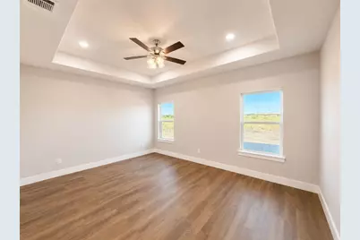 340 Mercy Street, Greenville, TX 75401 - Photo 5