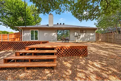 806 Creekside Drive, Euless, TX 76040 - Photo 29