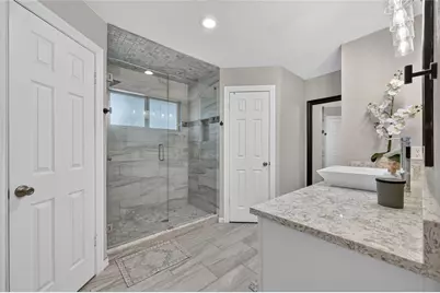 806 Creekside Drive, Euless, TX 76040 - Photo 19