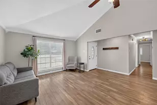 806 Creekside Dr, Euless, TX 76040 - Photo 13