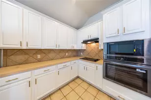 5708 Bedford Ln, The Colony, TX 75056 - Photo 13