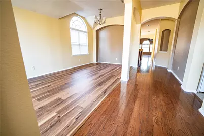 5521 Riverview Drive, The Colony, TX 75056 - Photo 5